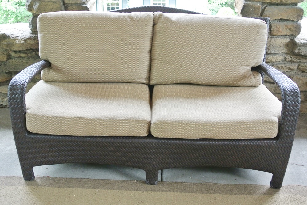 Brown Jordan Patio Love Seat