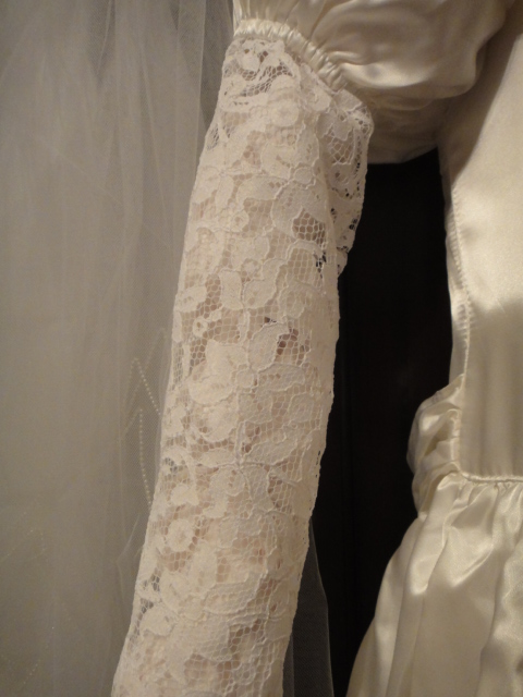 1980s Jessica McClintock Wedding Dress