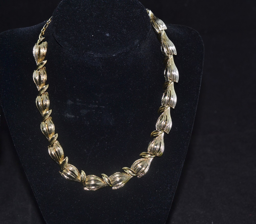 Four Pieces Of Marked Vintage Lisner Jewelry