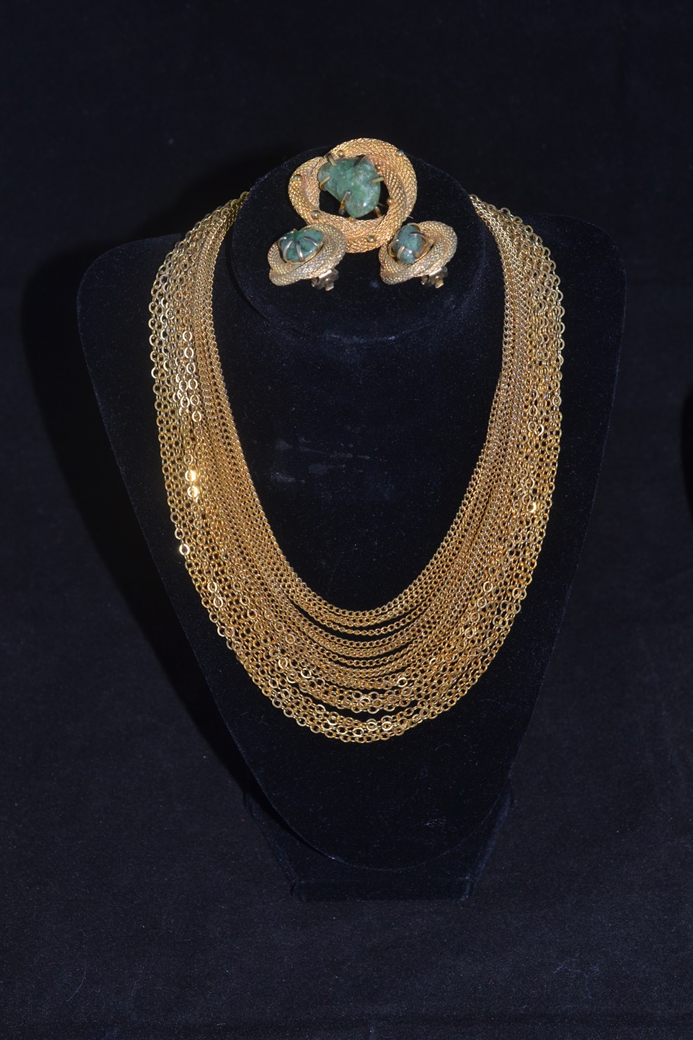 Vintage Gold Toned Jewelry Lot