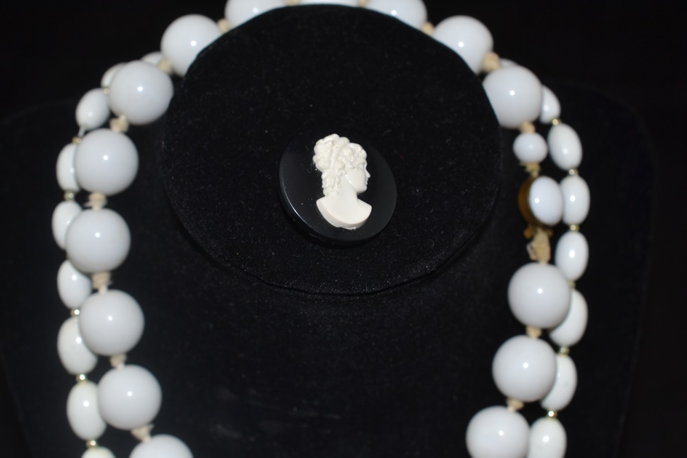 Vintage Black And White Jewelry 