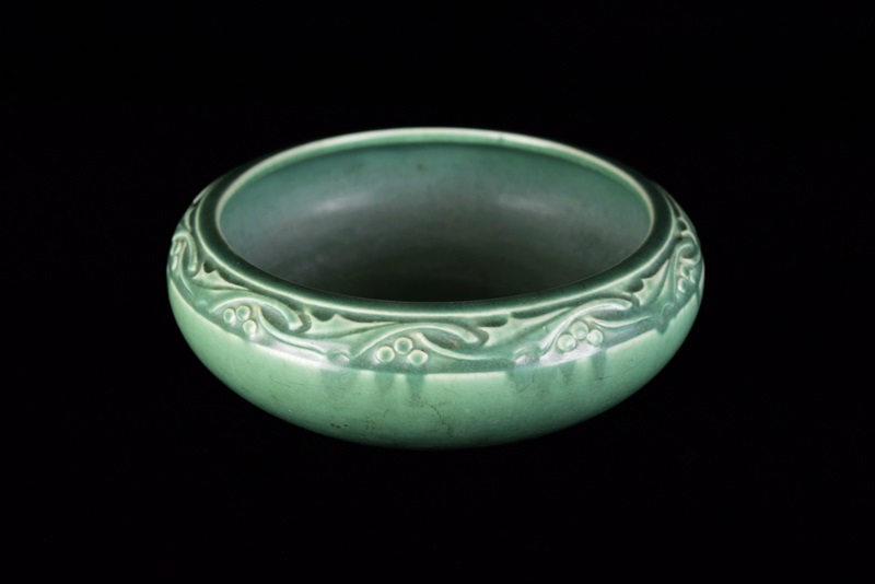 A Shallow Rookwood Bowl in Green Matte Glaze with Holly Band 