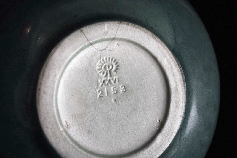 A Shallow Rookwood Bowl in Green Matte Glaze with Holly Band 