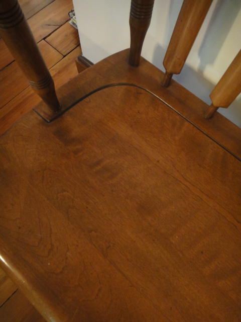 Early American Style Maple Railroad/Hall Bench