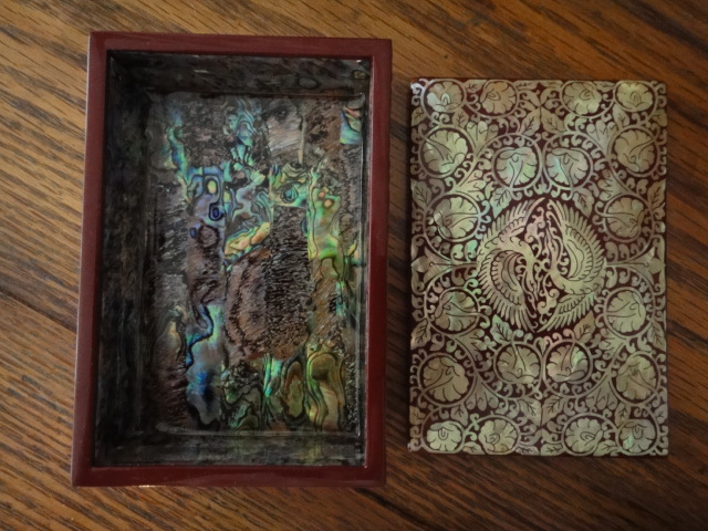 Decorative and Collectibles Group