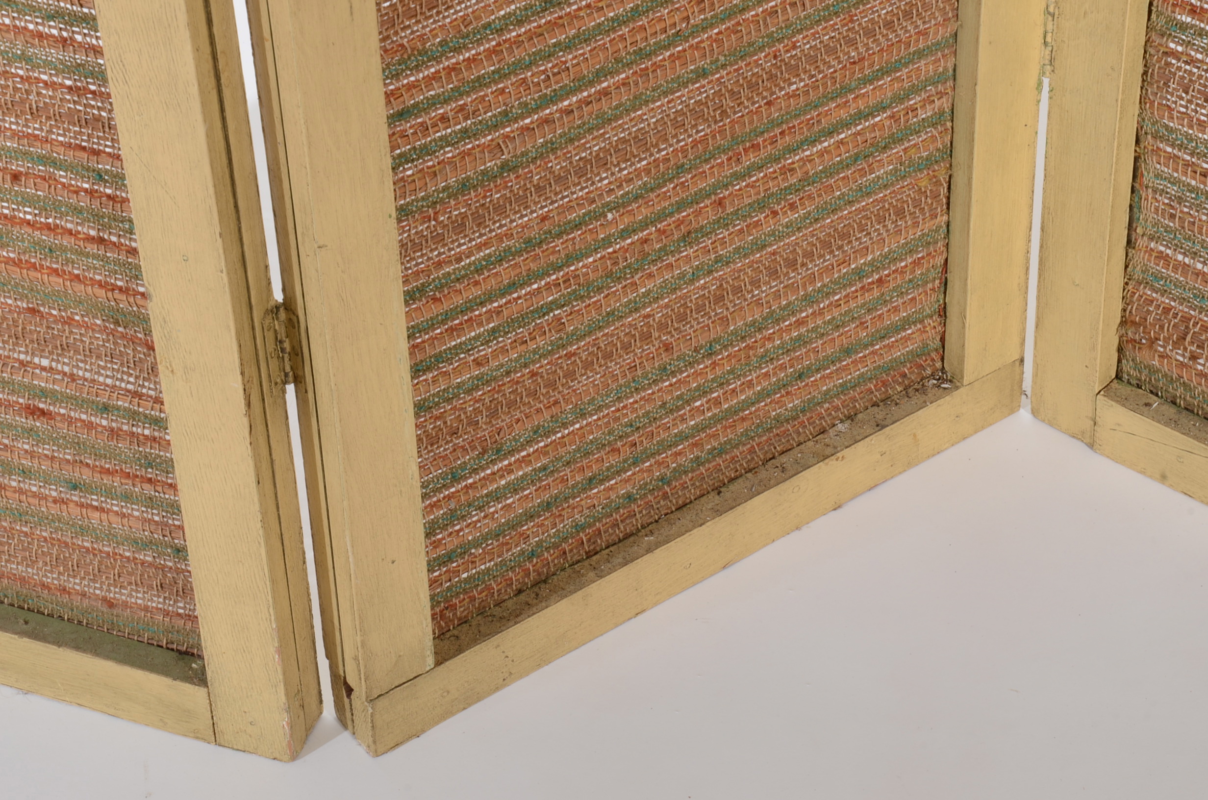 Folded Screen Divider