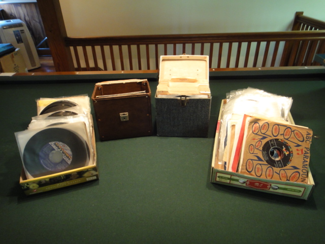 1961 Seeburg Jukebox and 45s