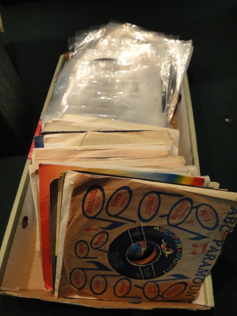 1961 Seeburg Jukebox and 45s