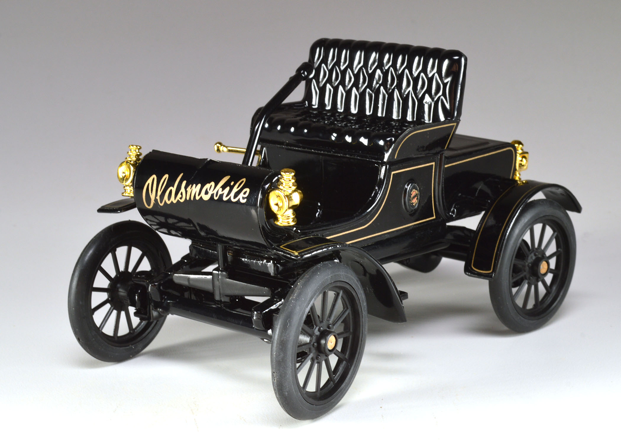 100th Anniversary of Early 1900s Oldsmobile Die-Cast Model Car