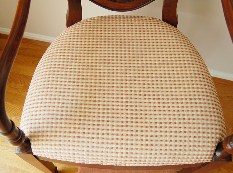 Nichols and Stone Dining Table  and Six Chairs