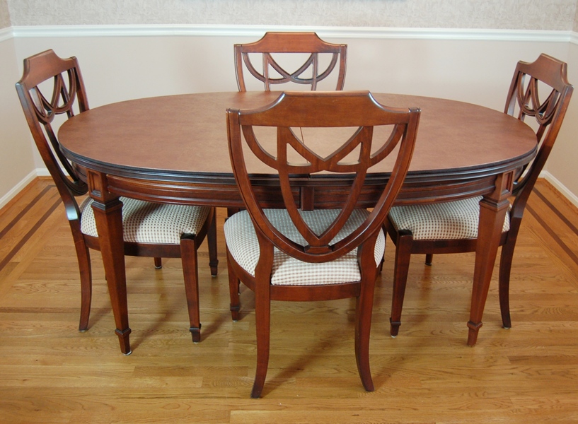 Nichols and Stone Dining Table  and Six Chairs