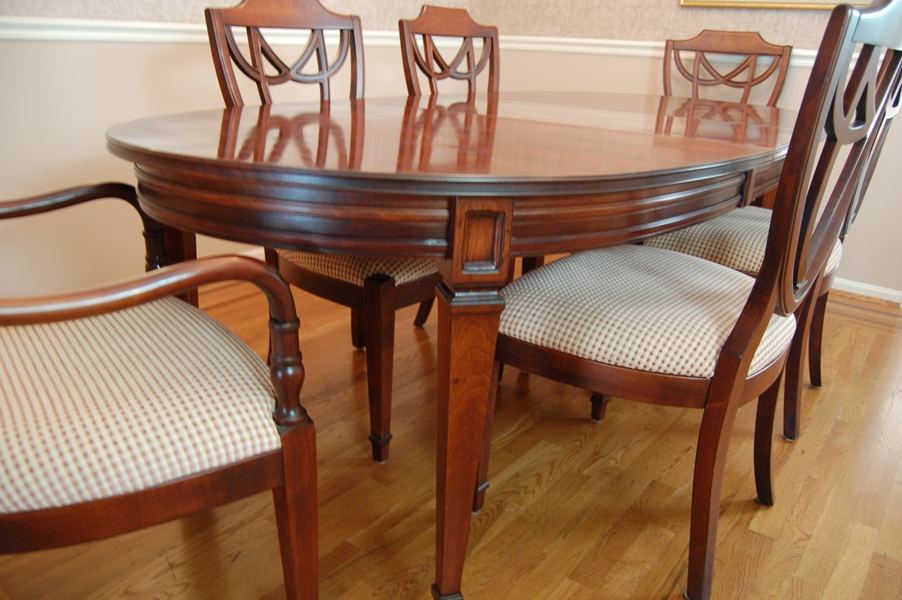 Nichols and Stone Dining Table  and Six Chairs