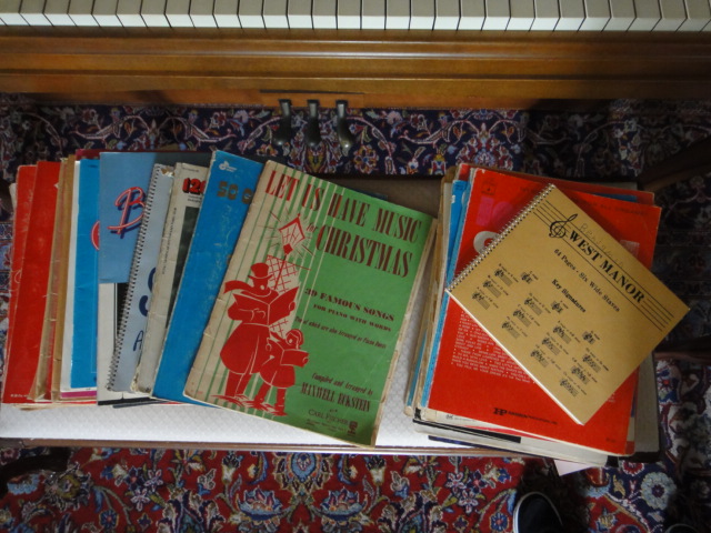 Fischer New York Piano & Bench