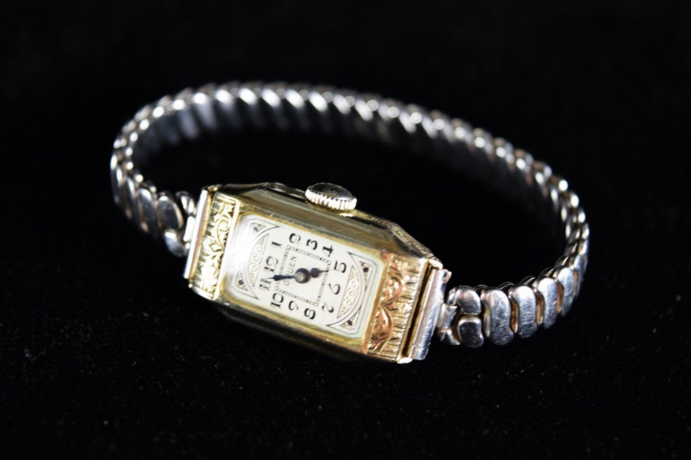 A Women's Vintage Gruen Watch with Ornate 14k White Gold Case