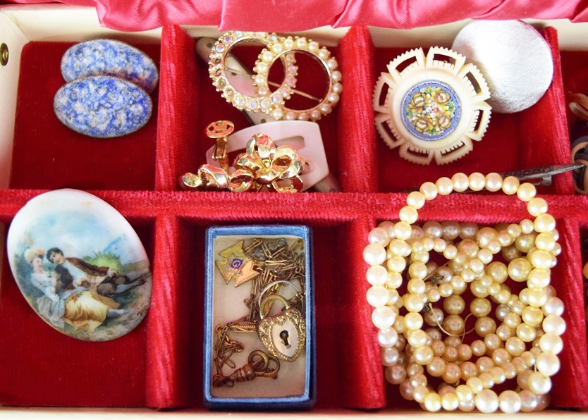 A Vintage Jewelry Box Filled with Costume Jewelry