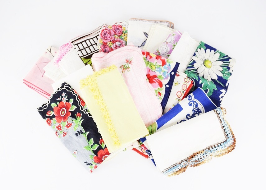 Dozens of Beautiful Women's Vintage Handkerchiefs, Many in Linen