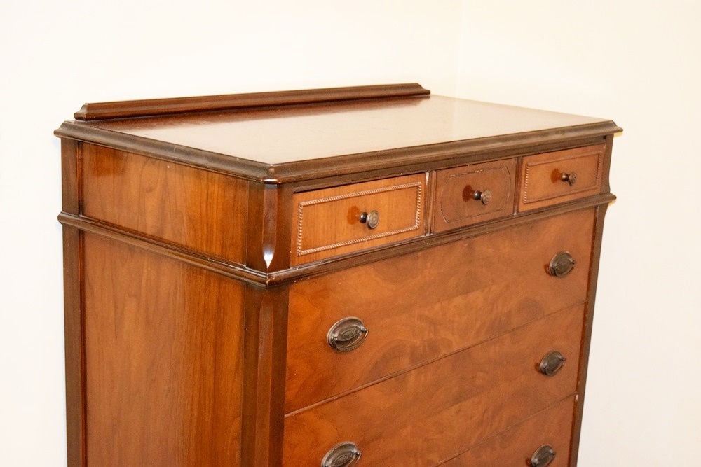 A Vintage (Circa 1920-30s) Bedroom Suite 