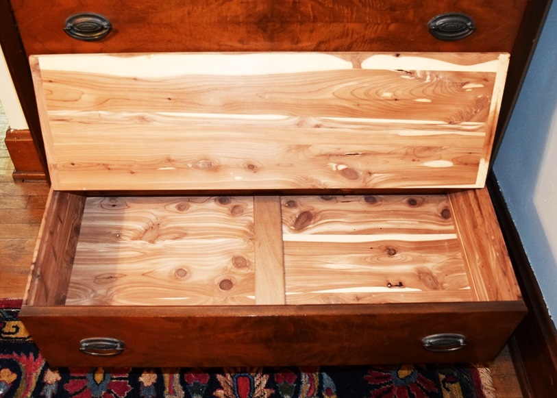 A Vintage (Circa 1920-30s) Bedroom Suite 