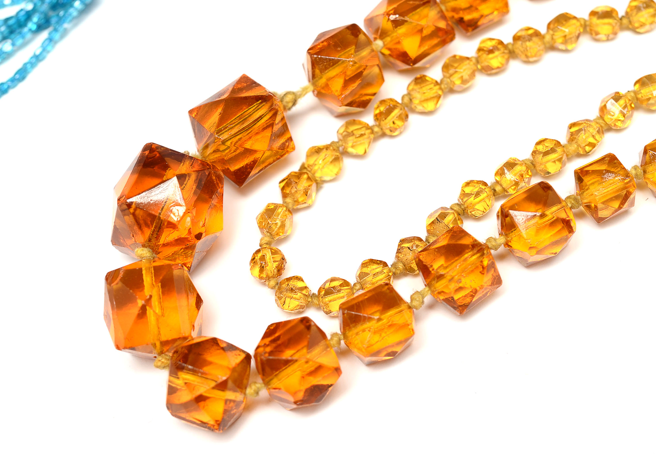 Assorted Vintage Jewelry