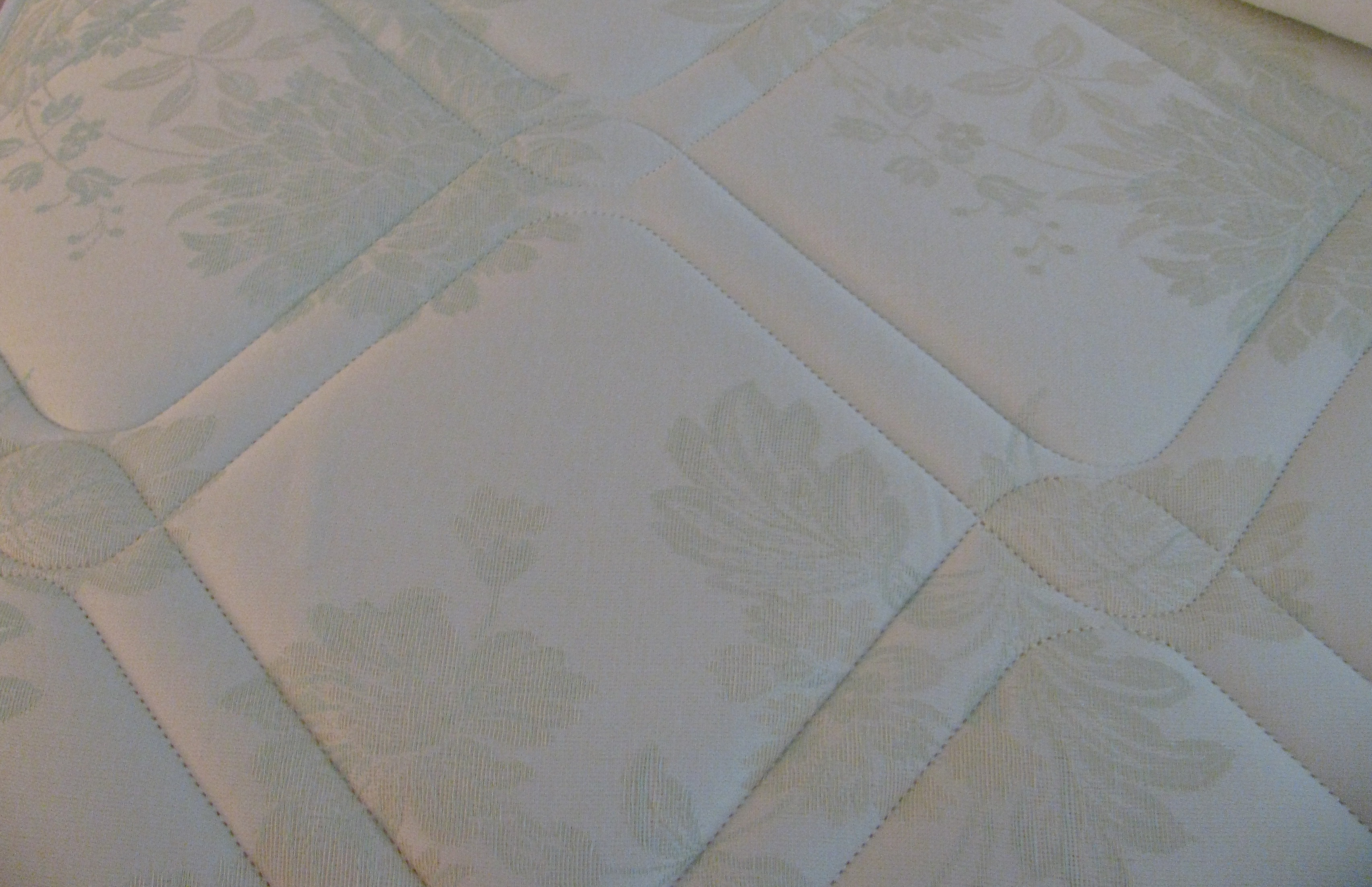 Pennsylvania House Chippendale Style Four Post Canopy Queen Bed