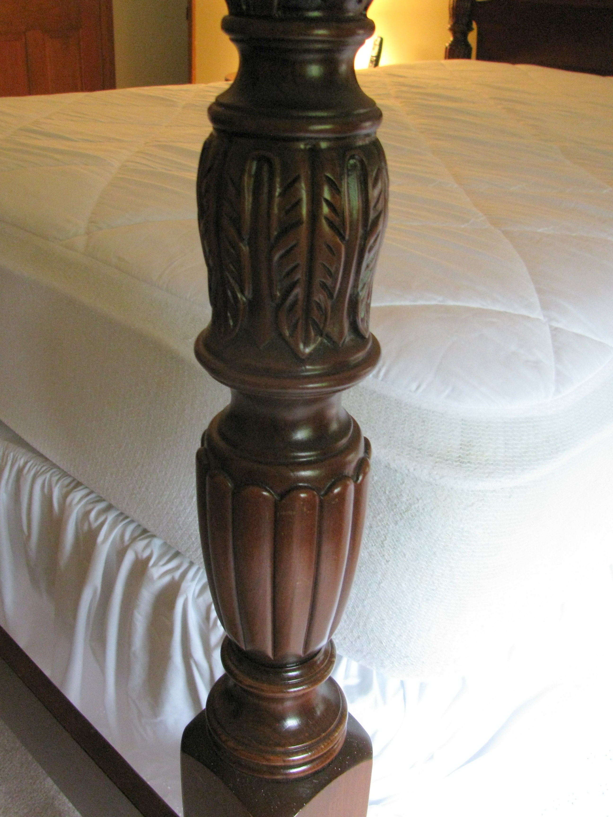 Pennsylvania House Chippendale Style Four Post Canopy Queen Bed