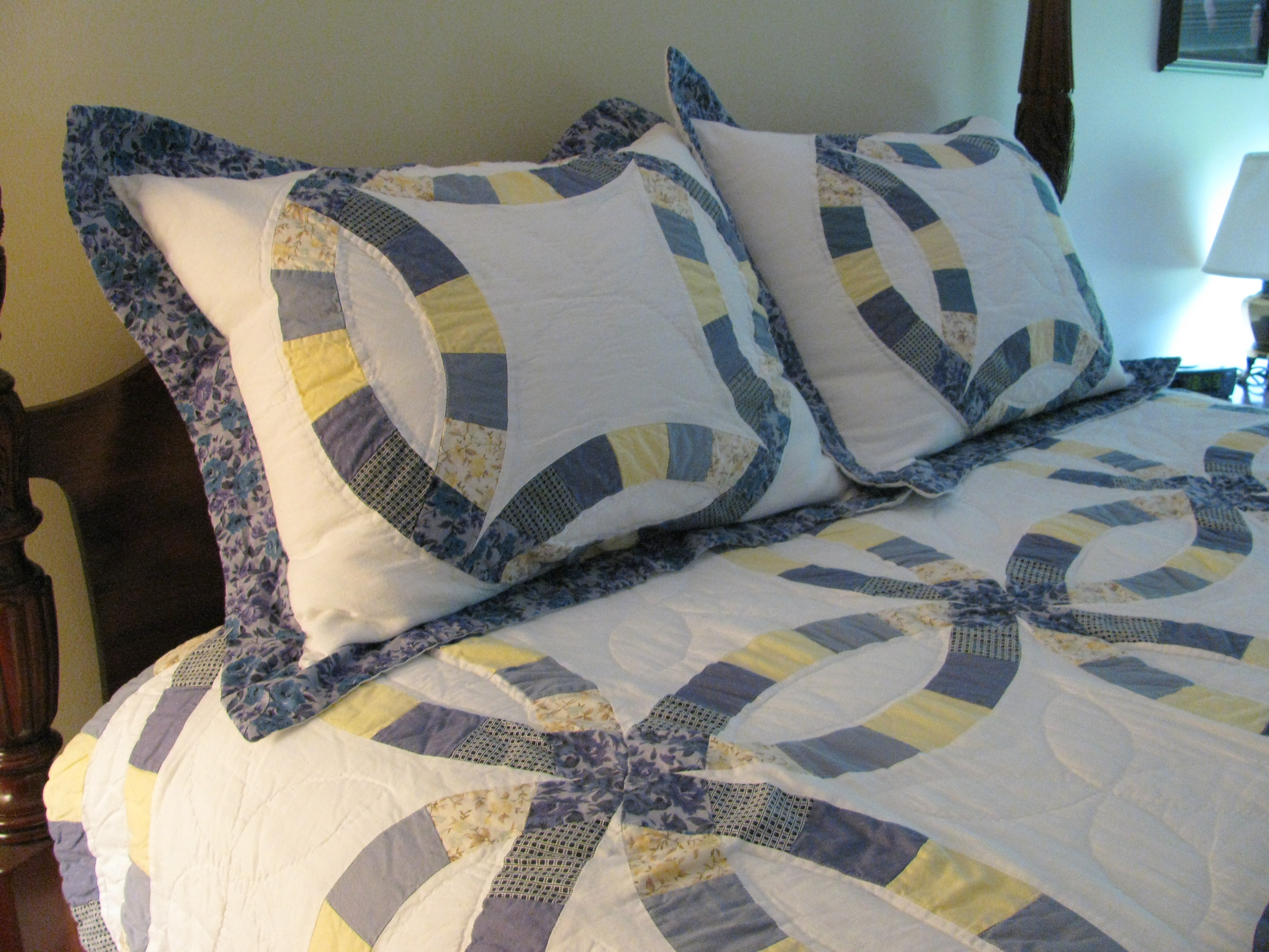 Pennsylvania House Chippendale Style Four Post Canopy Queen Bed