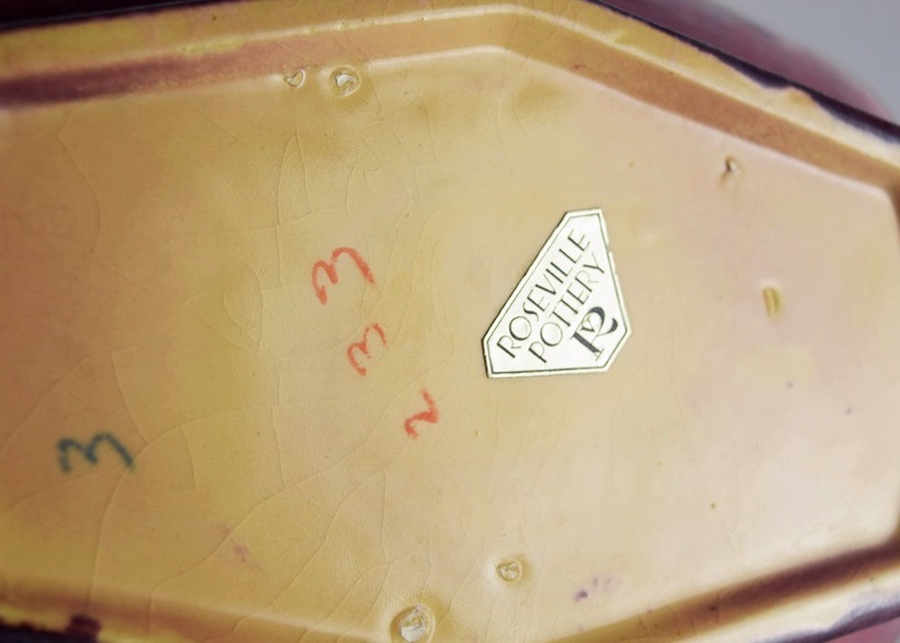 A Roseville "Beneda" Planter in Deep Pink Glaze, Circa 1932