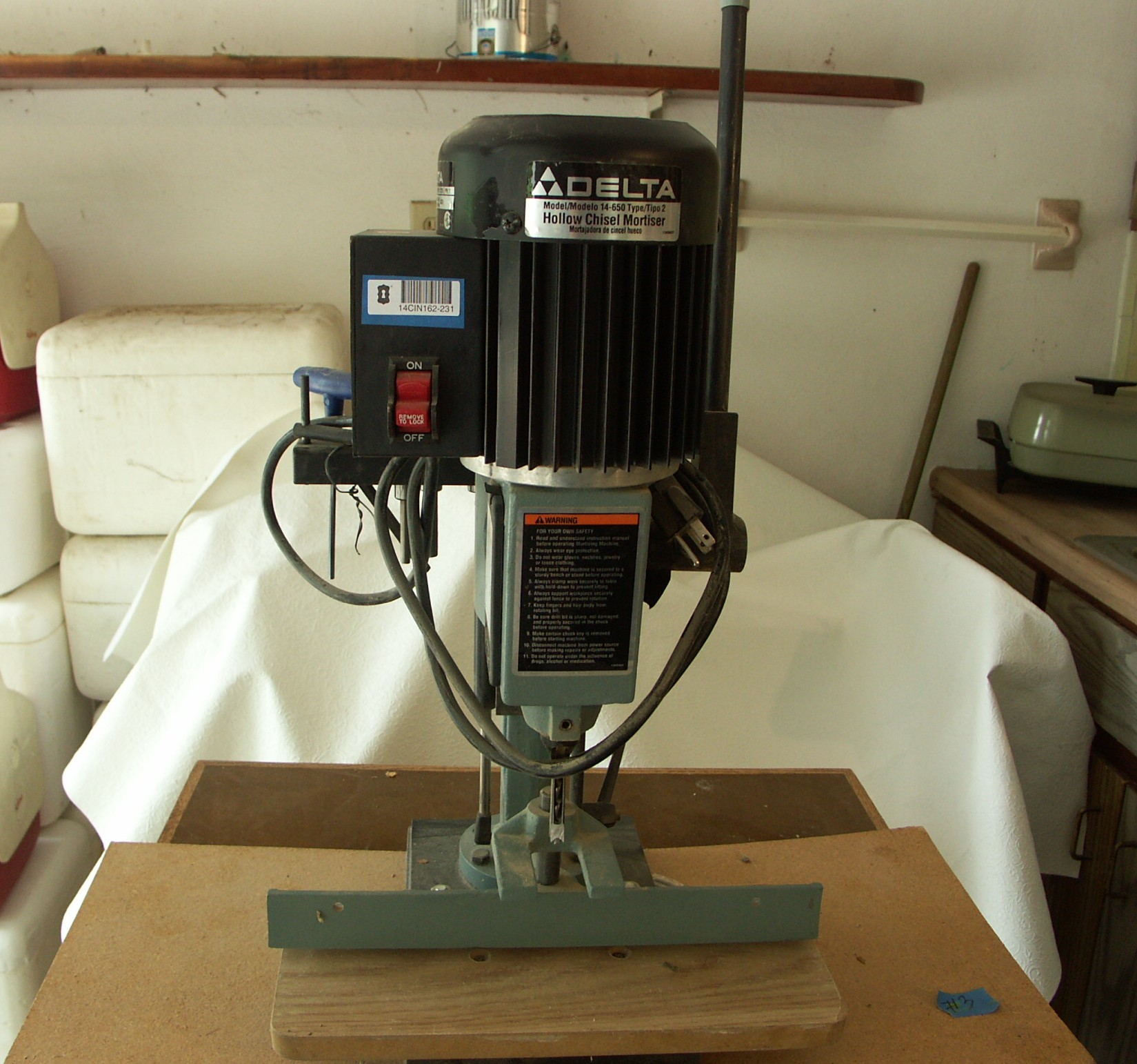 Delta Hollow Chisel Mortiser 14-650 with Cabinet