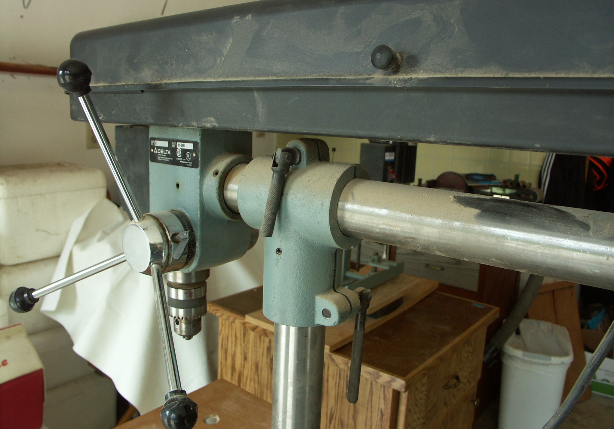 Delta Radial Drill Press 11-090 with Base