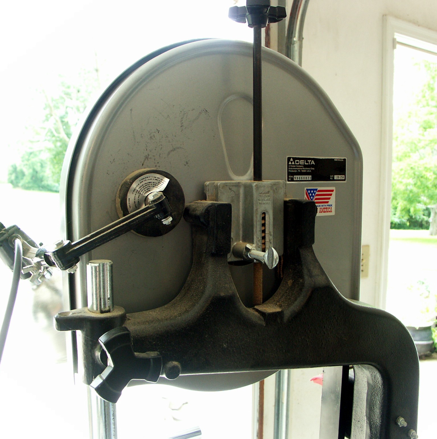 Delta 14" Band Saw with Base