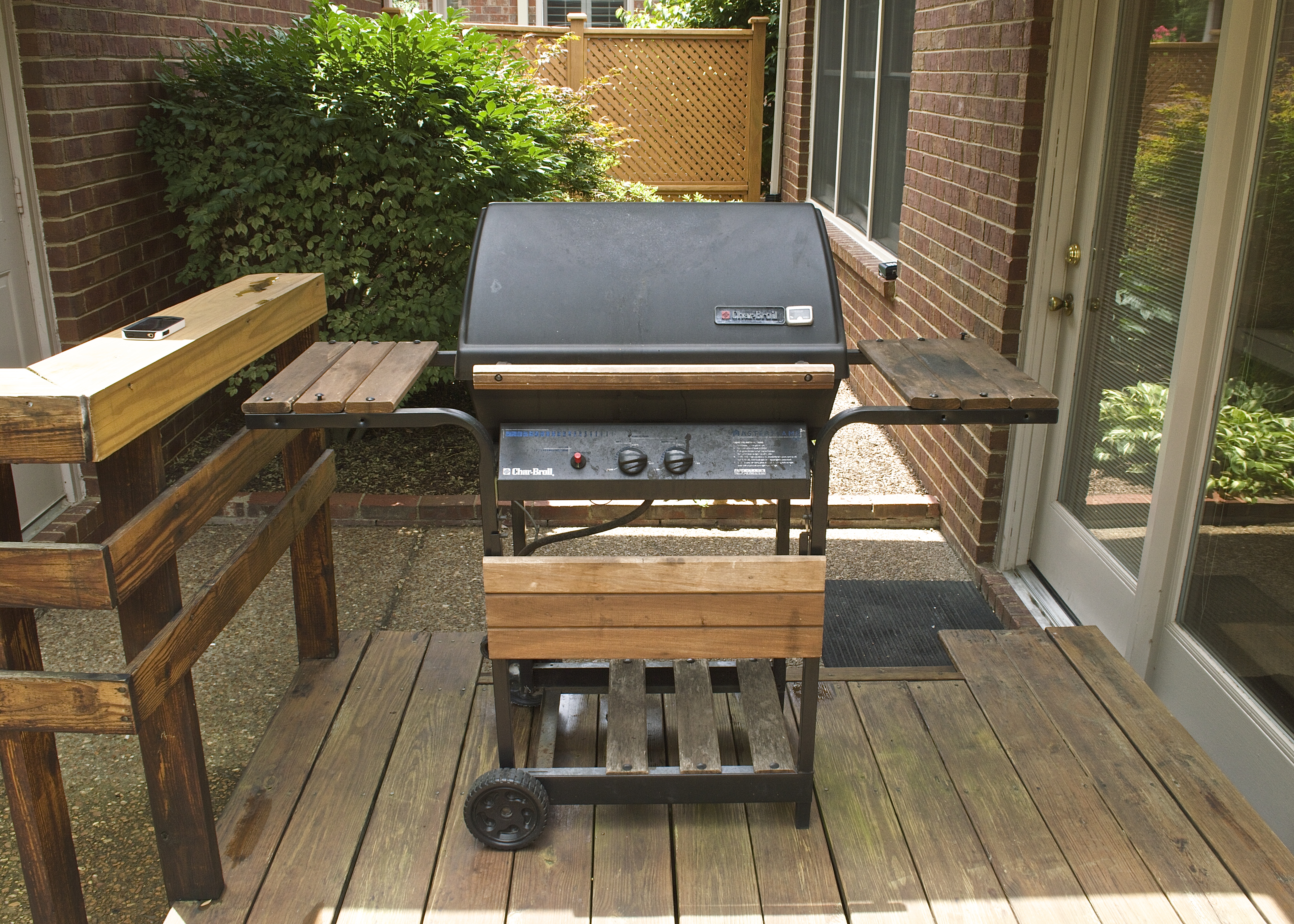 Char Broil Masterflame Gas Grill with Cover EBTH