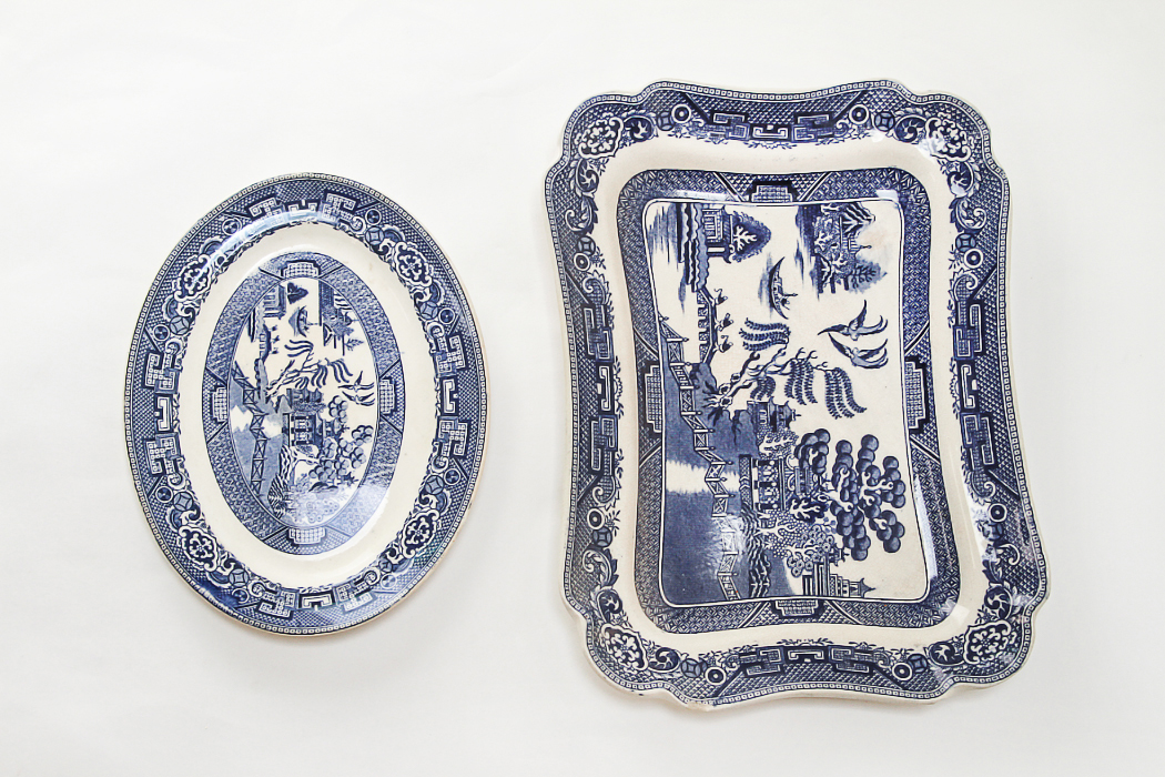 Pair of Dudson Wilcox & Till Ltd Hanley England Platters