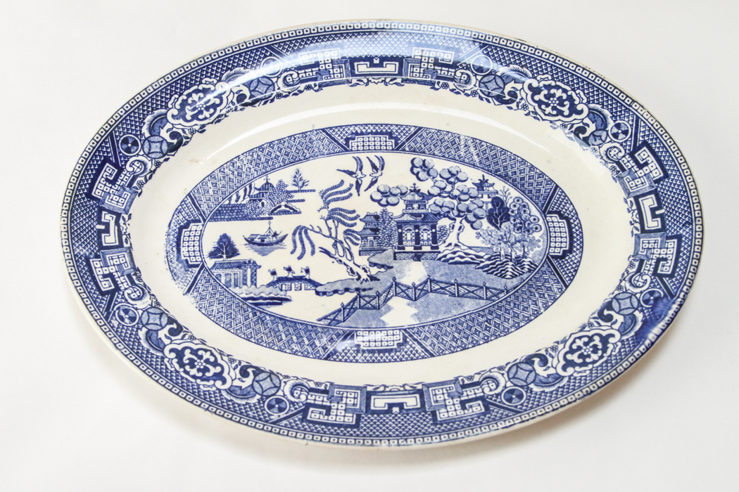 Pair of Dudson Wilcox & Till Ltd Hanley England Platters