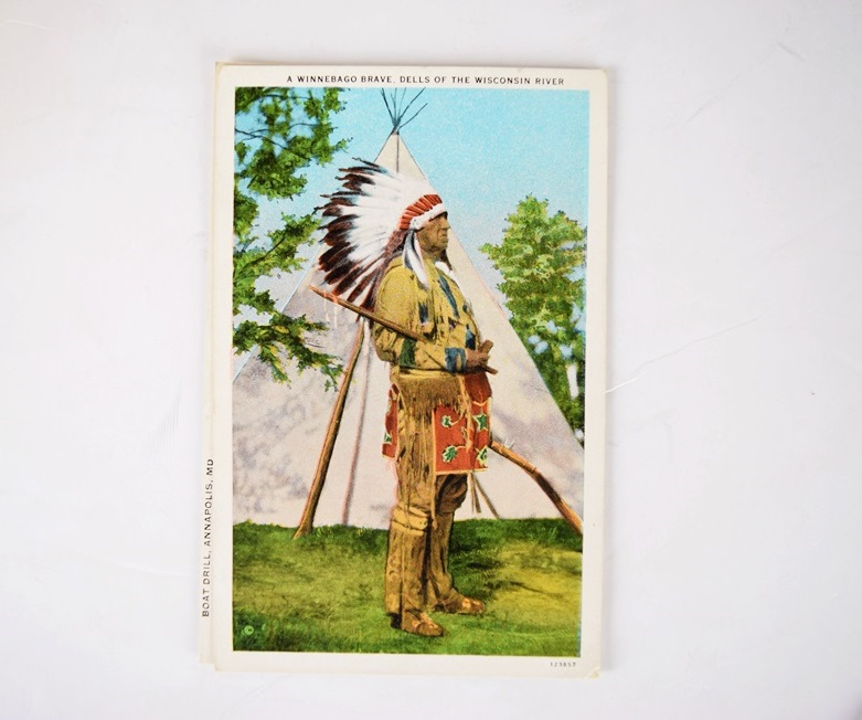 Dozens of Vintage Travel Postcards From the 1930s