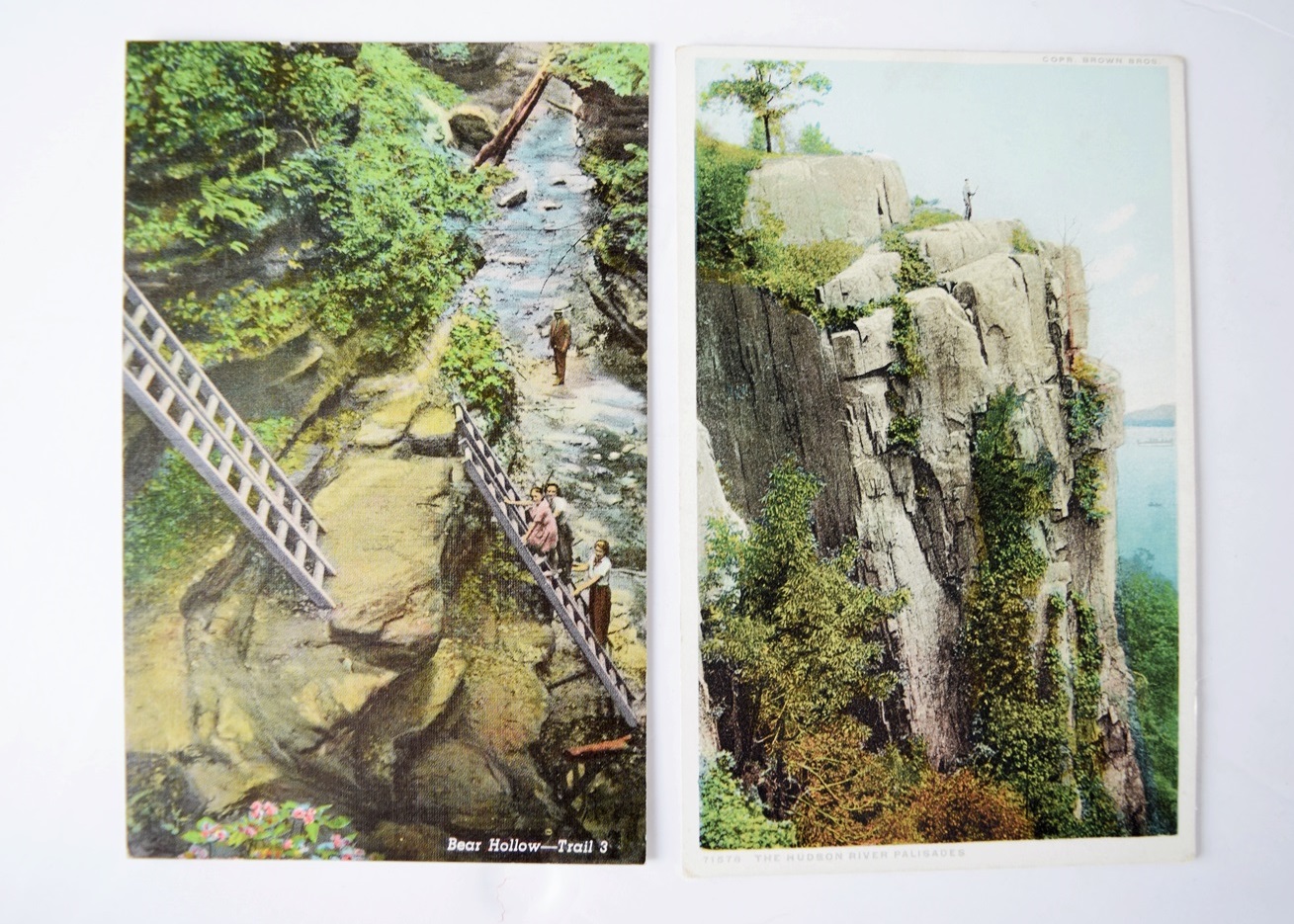 Dozens of Vintage Travel Postcards From the 1930s