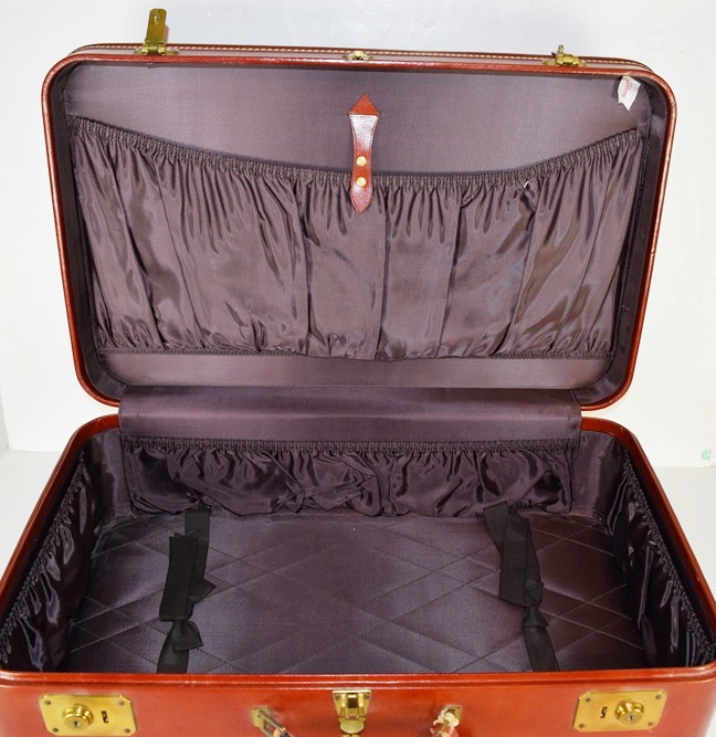 A Vintage 1940s Leather Belber Suitcase with Original Key