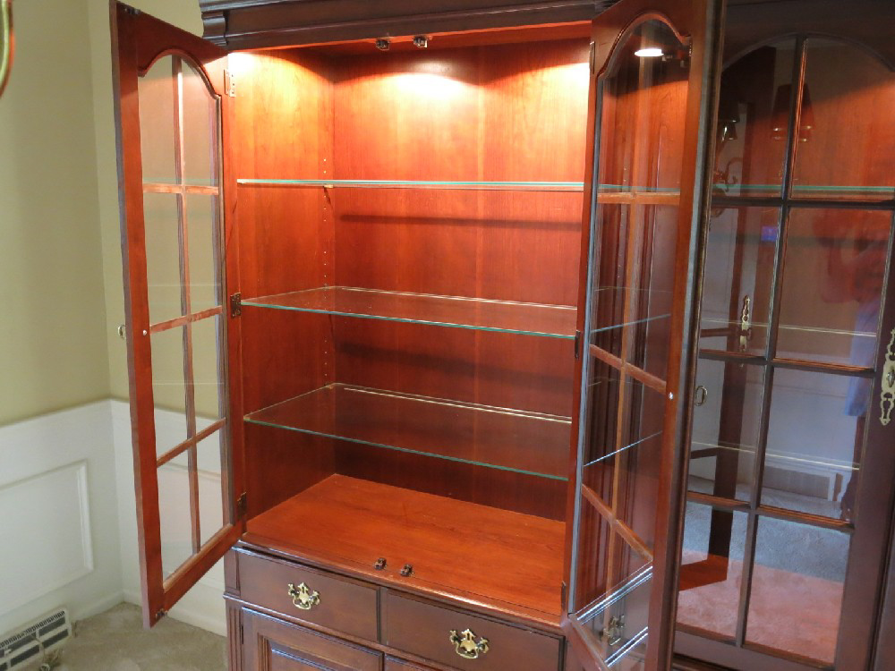 Mahogany Lighted China Cabinet with Glass Doors and Shelves