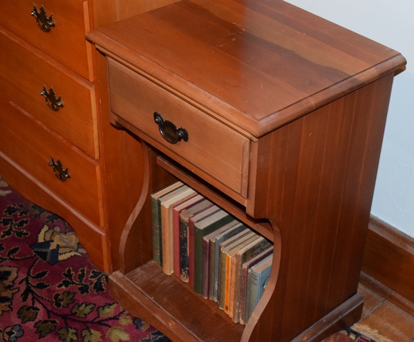 A Traditionally Styled Pine Chest of Drawers and Bedside Table