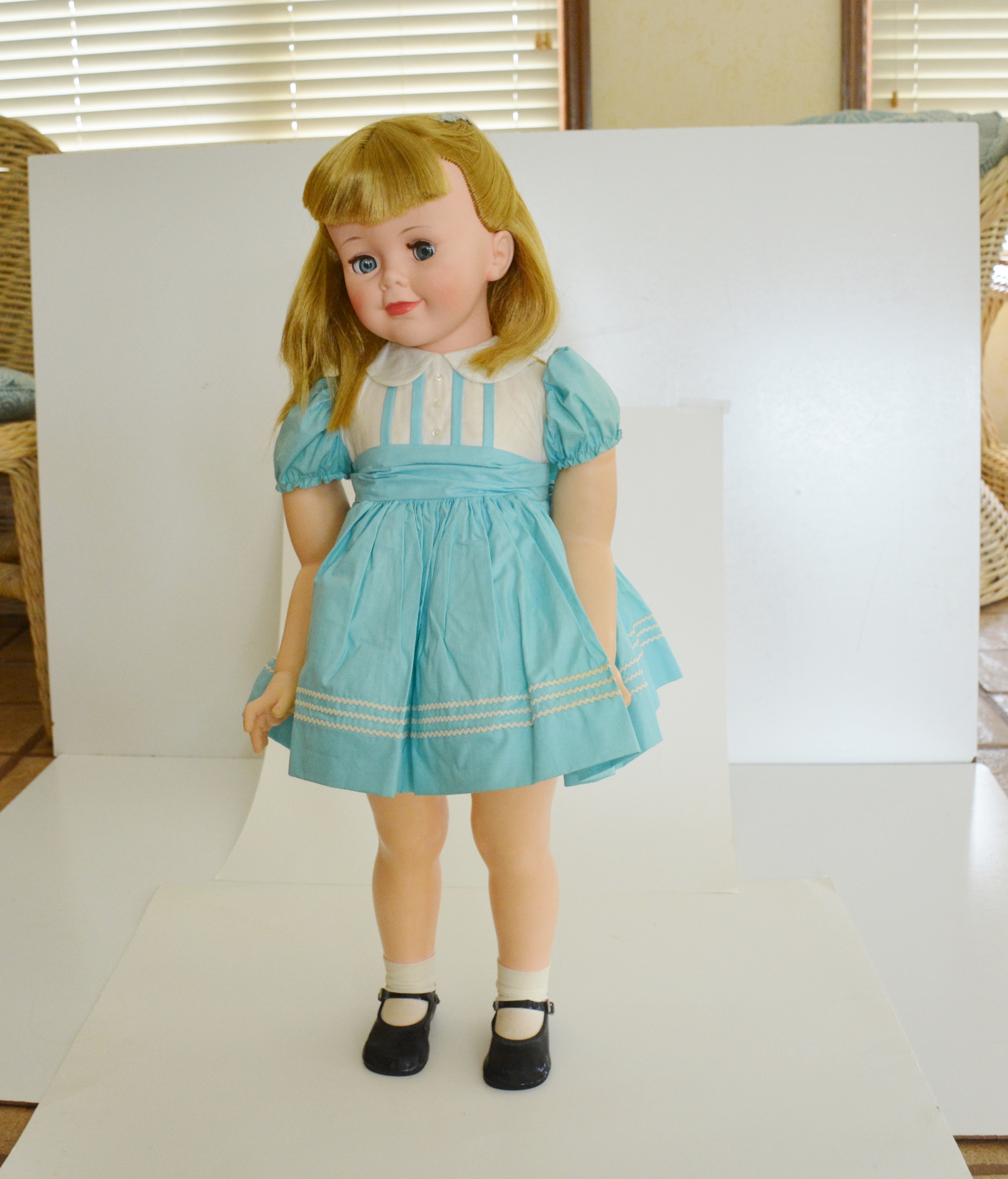 Madame Alexander Vintage Betty Walking Doll