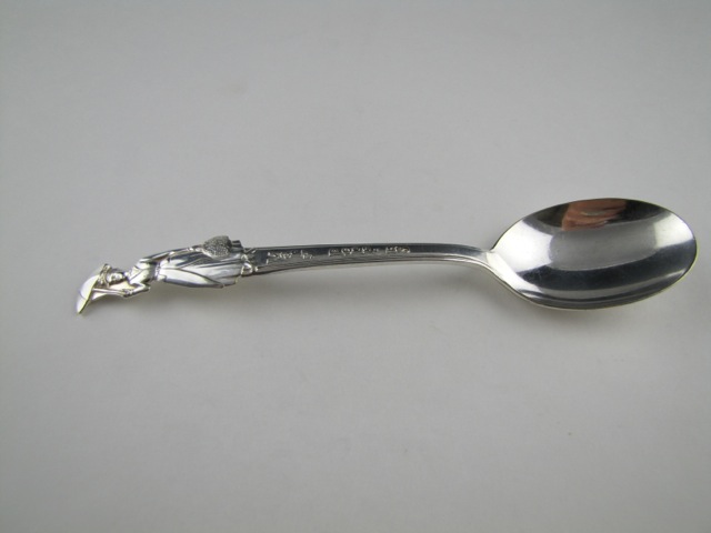 Vintage 1964 Walt Disney Mary Poppins Collector's Spoon