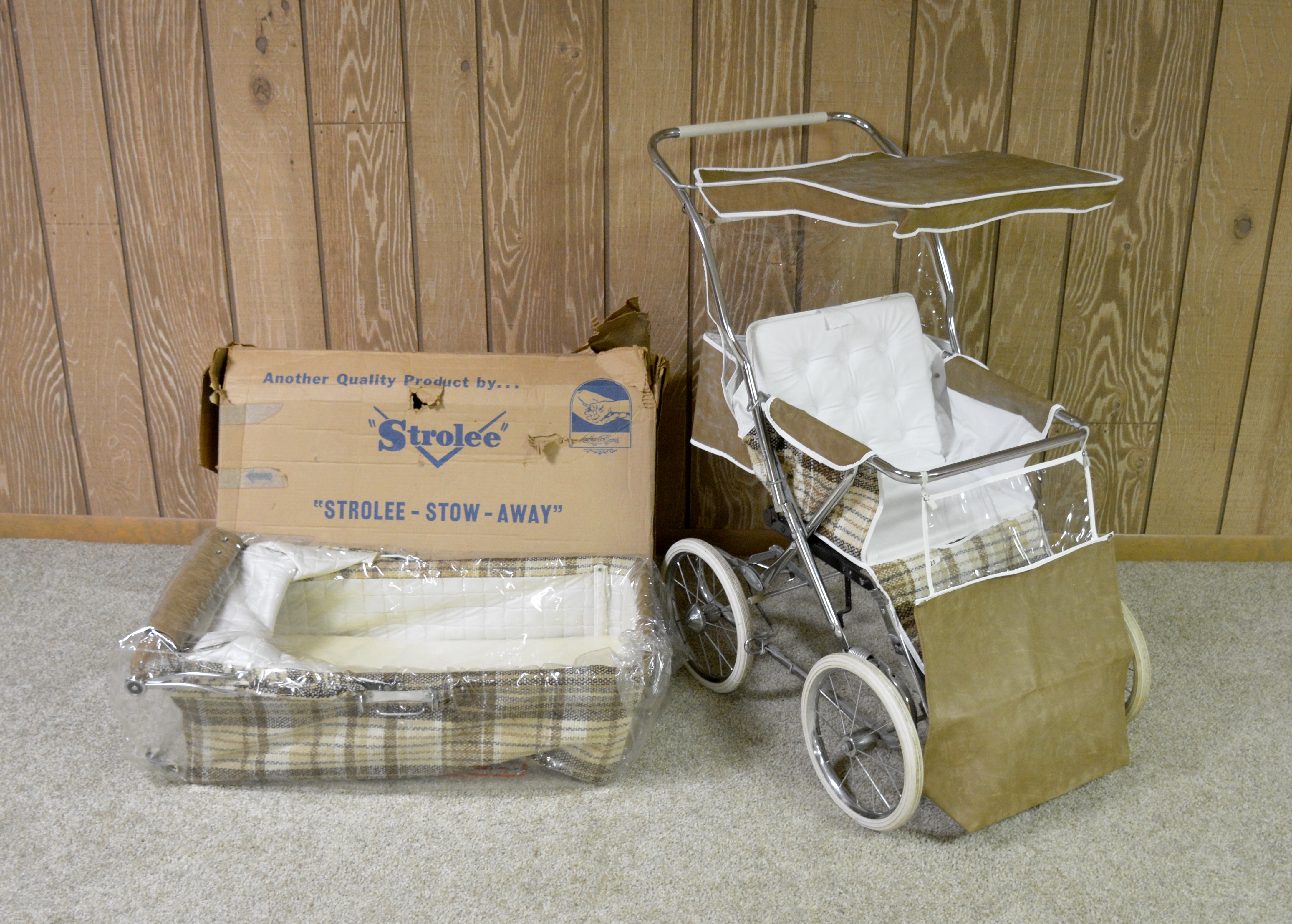 Vintage Hedstrom Convertible  Baby Buggy