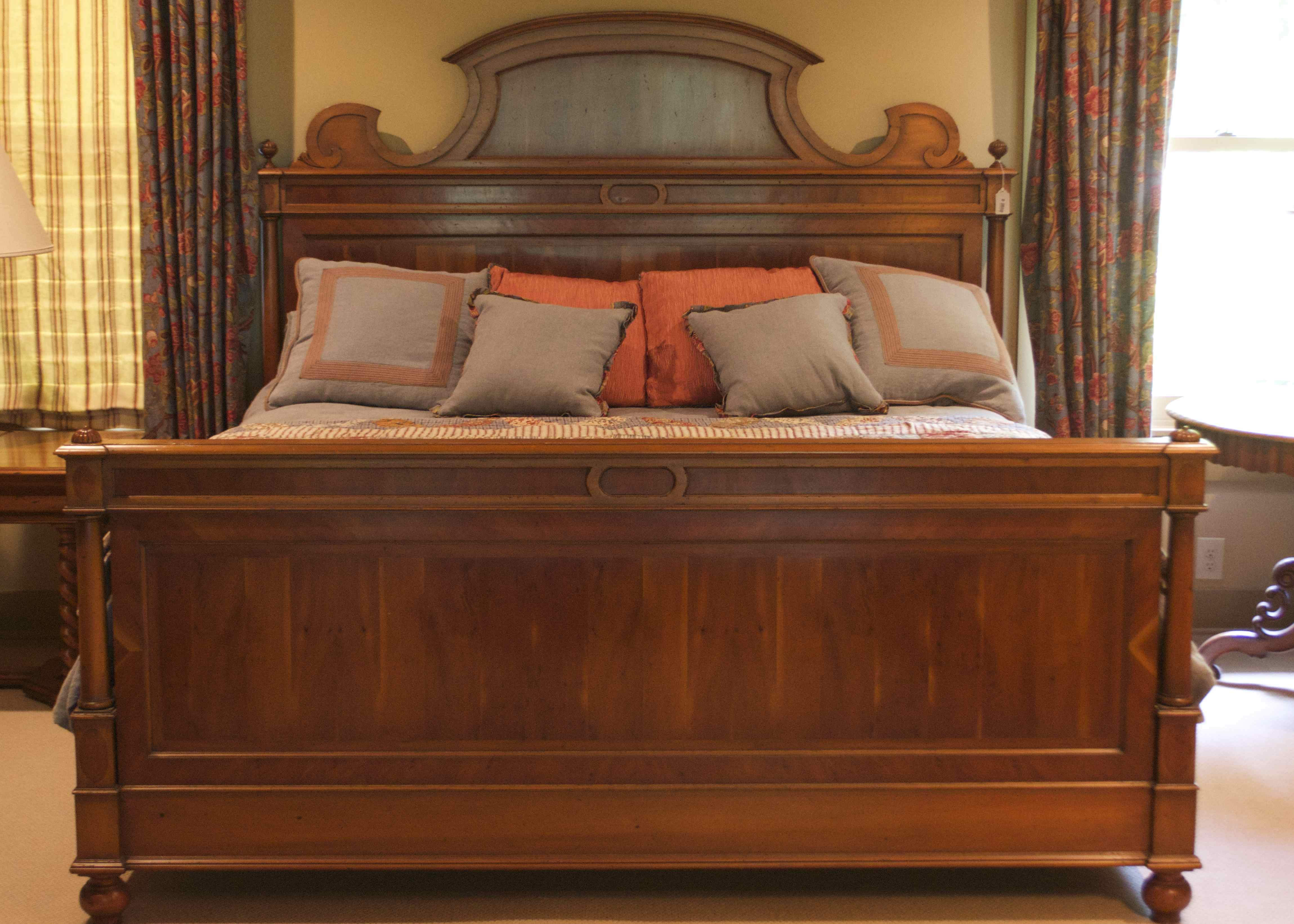 Alfonso Marina Ebanista King Bed 