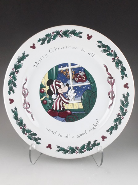 64 Piece Disney "Twas the Night Before Christmas" Dinnerware Set