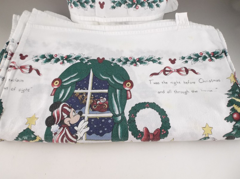 64 Piece Disney "Twas the Night Before Christmas" Dinnerware Set