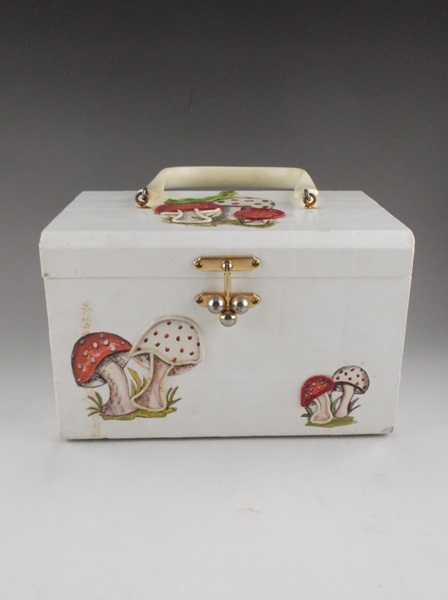  Walt Disney Productions Contemporary Woman Box Purse