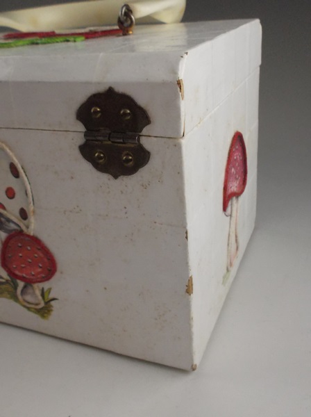  Walt Disney Productions Contemporary Woman Box Purse