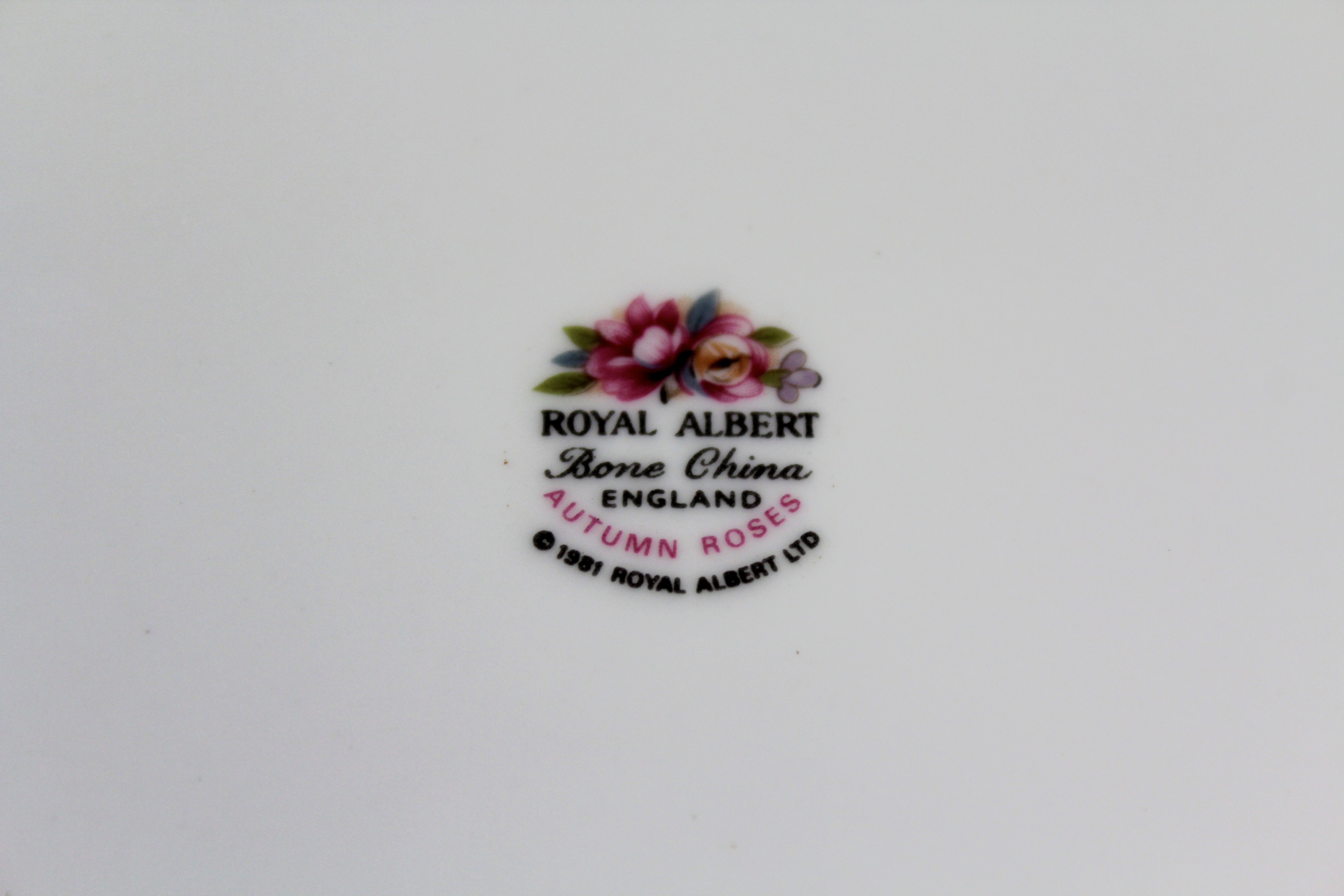 Set of Royal Albert "Autumn Roses" Dinner Plates