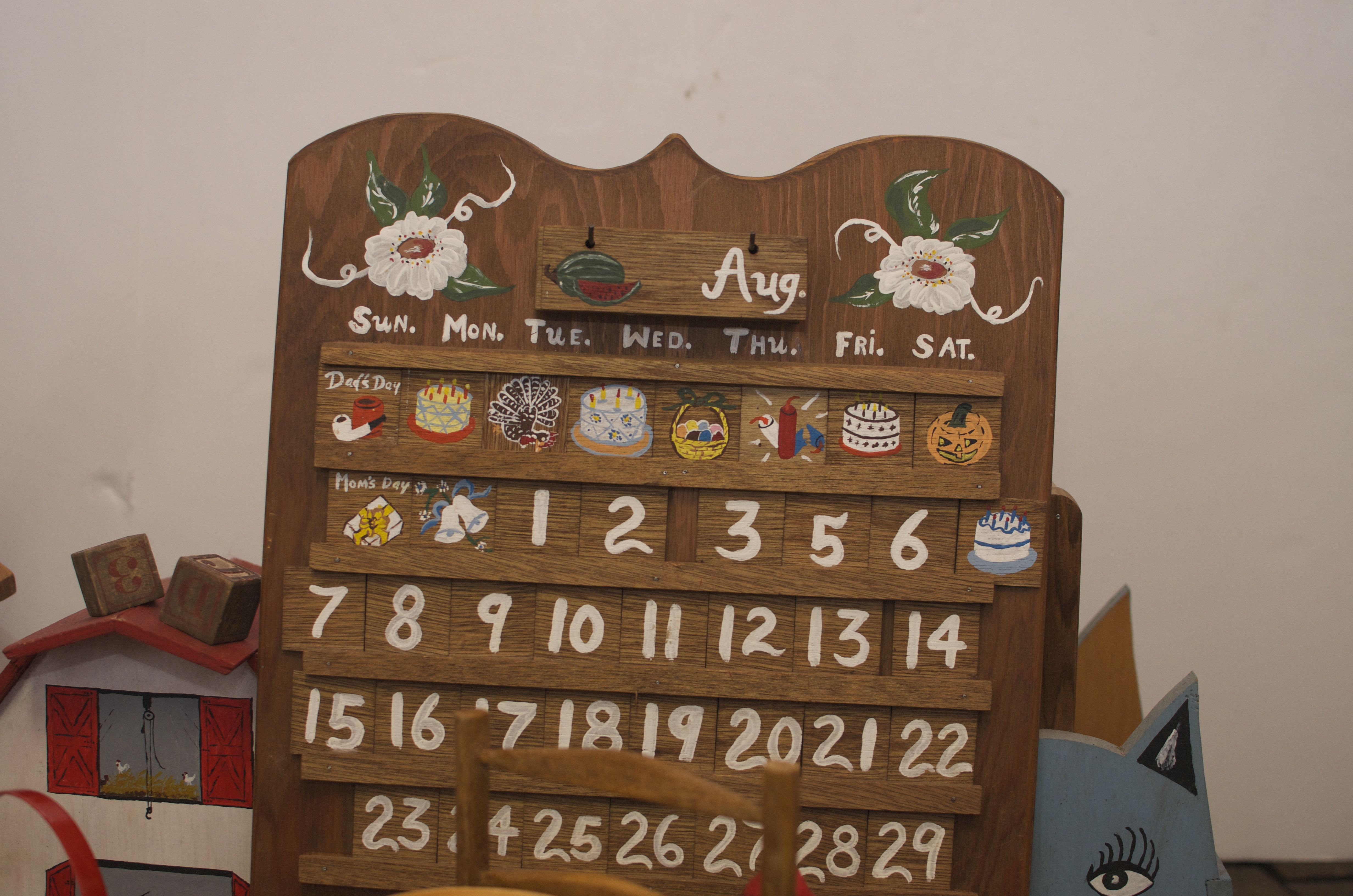 Lot of Wooden Decorative Items