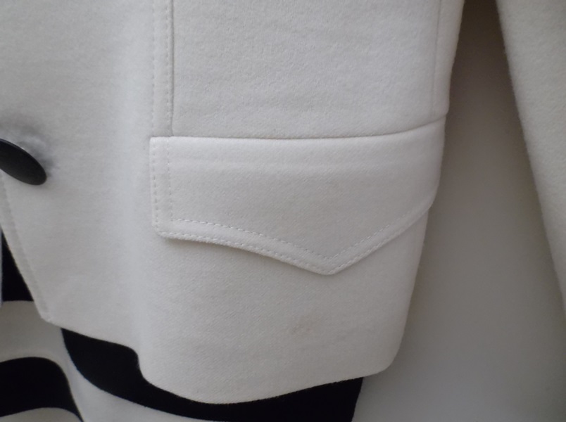 Vintage Louis Feraud Women's Black and White Wool Suit