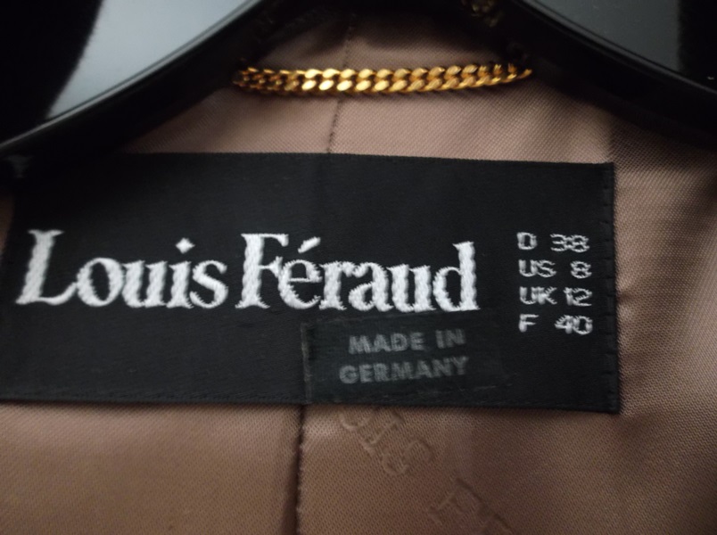 Women's Vintage Louis Feraud Tweed Blazer